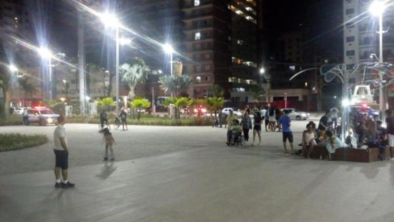 Ape Temporada Praia Grande Sp Completo Com Piscina, Churrasqueira, Estacionamento Экстерьер фото